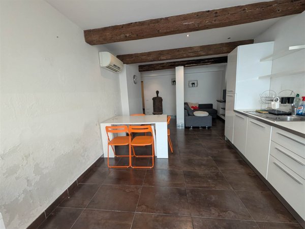 ufficio in vendita a Firenze in zona Centro San Frediano