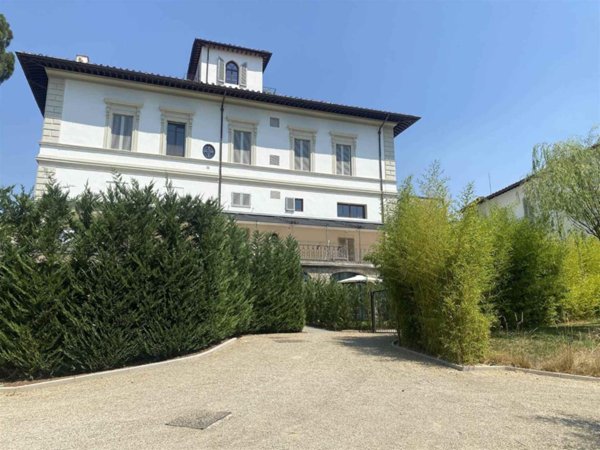 appartamento in vendita a Firenze in zona Bellosguardo