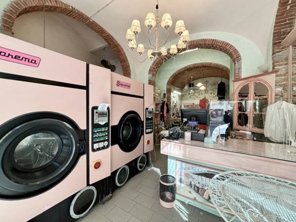 negozio in vendita a Firenze in zona Porta Romana