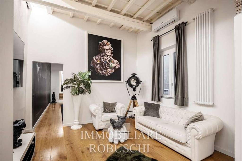 appartamento in vendita a Firenze in zona Pitti