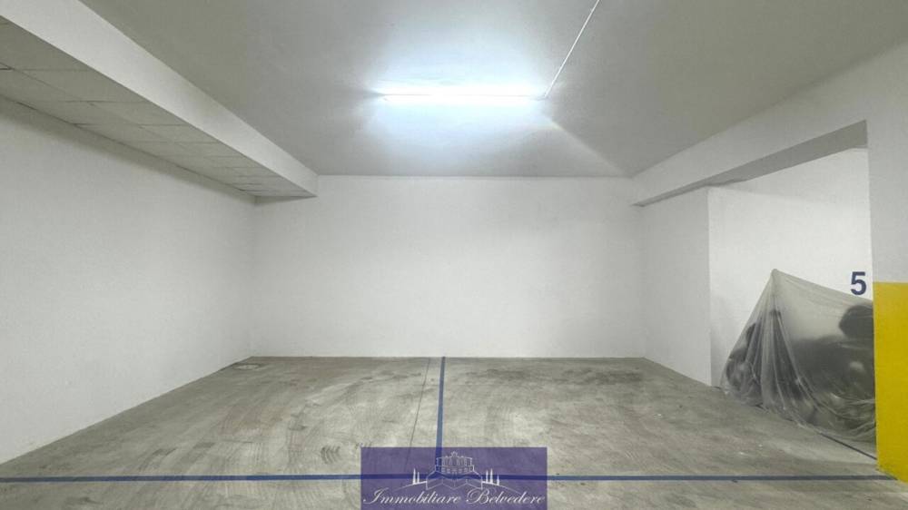locale di sgombero in vendita a Firenze in zona Novoli