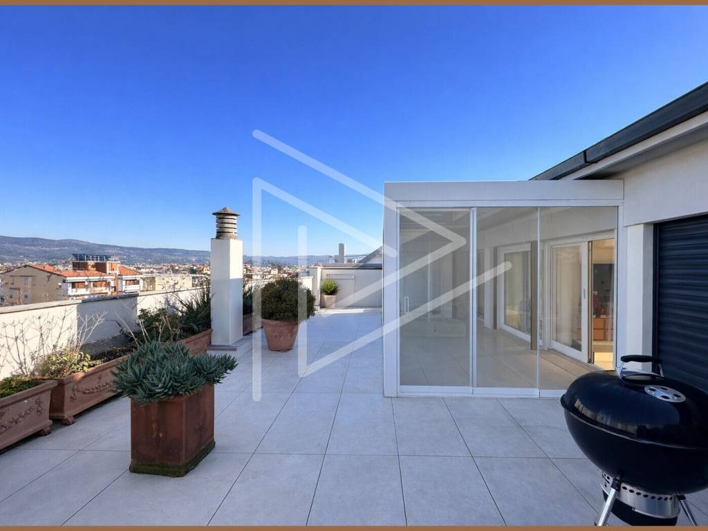 appartamento in vendita a Firenze in zona Campo di Marte