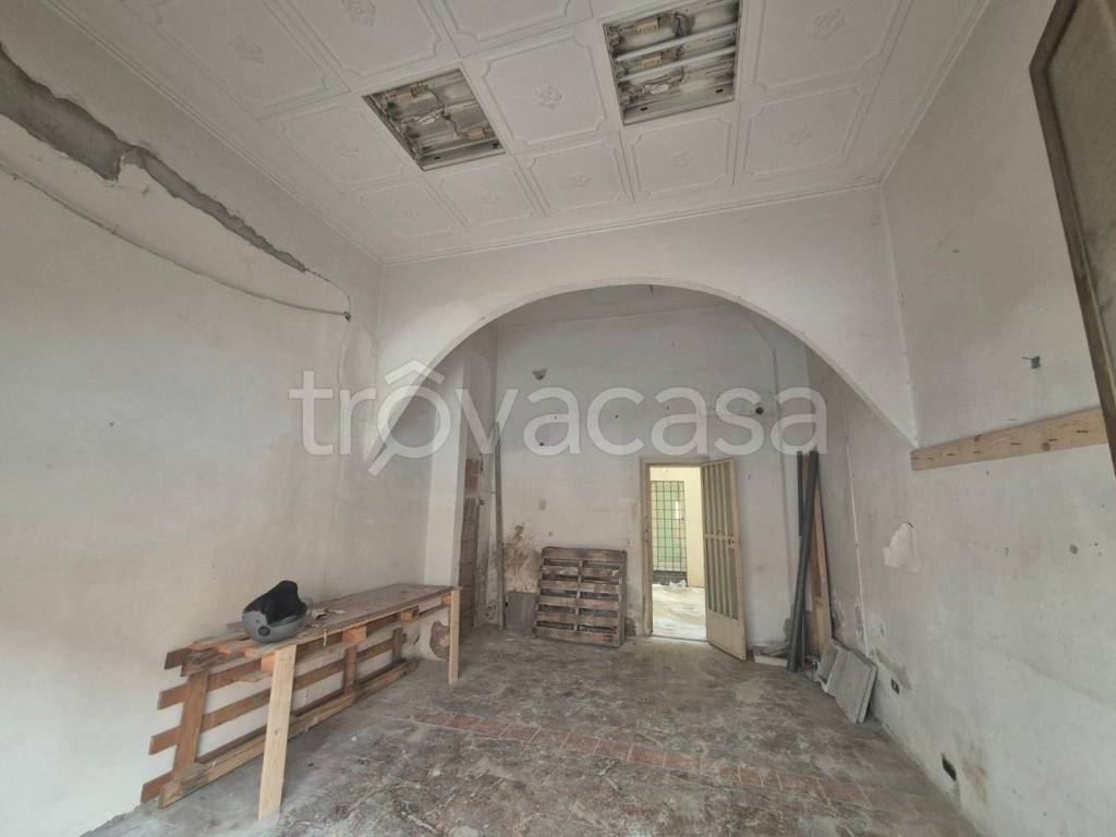 locale commerciale in vendita a Firenze in zona Centro Storico