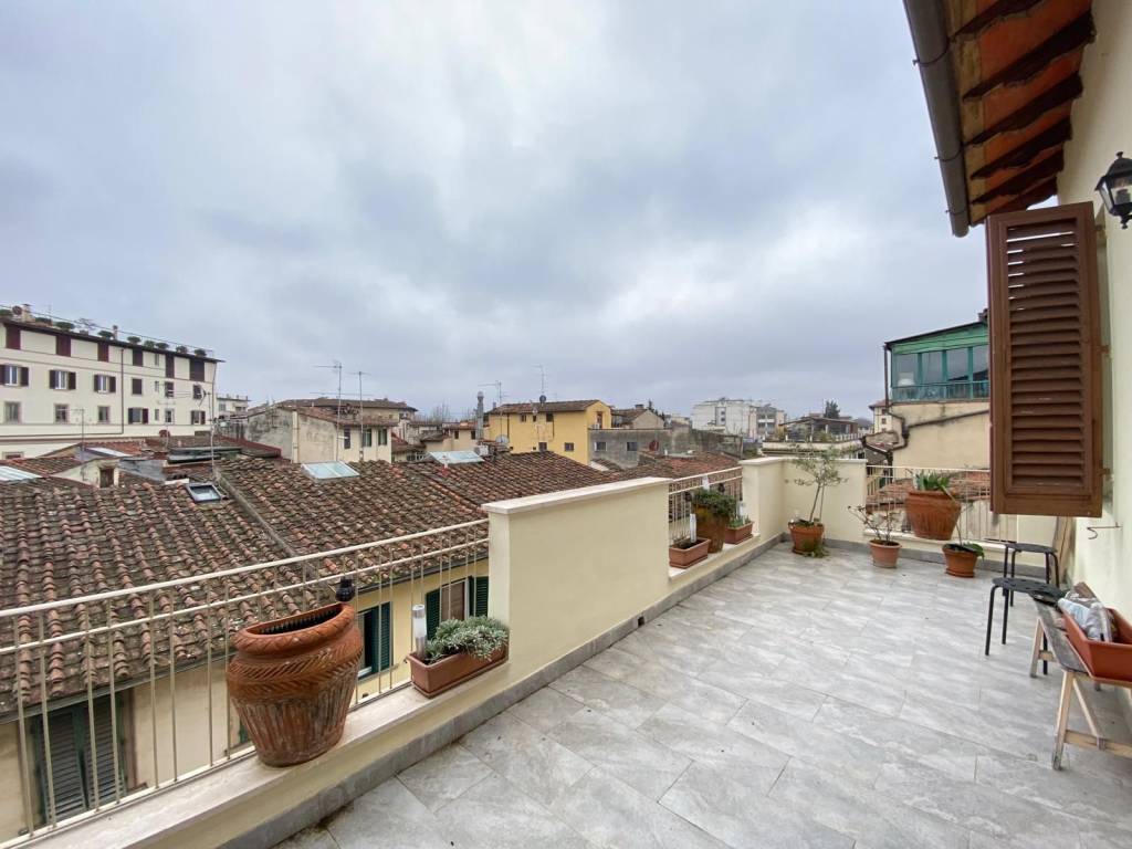 appartamento in vendita a Firenze in zona Le Cure