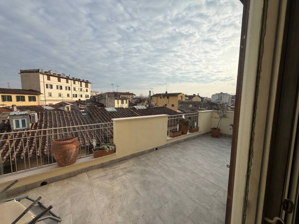 appartamento in vendita a Firenze in zona Le Cure