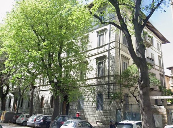 appartamento in vendita a Firenze in zona Campo di Marte