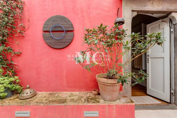 casa indipendente in vendita a Firenze in zona Porta Romana