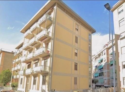 appartamento in vendita a Firenze in zona Coverciano