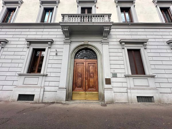 appartamento in vendita a Firenze in zona Campo di Marte