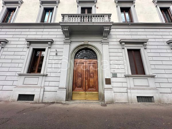 appartamento in vendita a Firenze in zona Campo di Marte