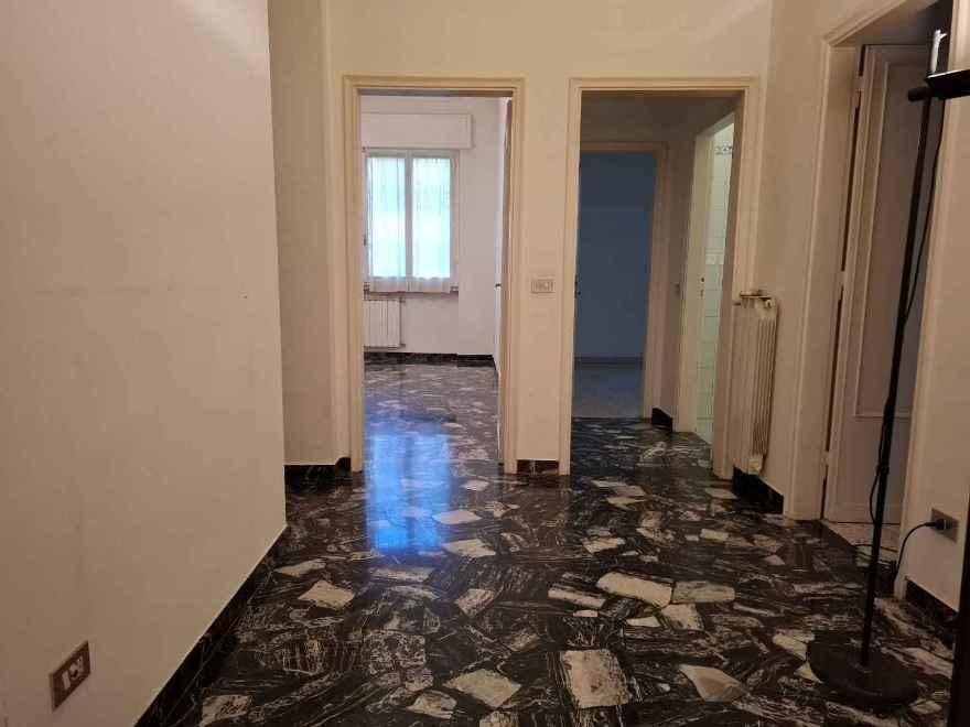 appartamento in vendita a Firenze in zona Campo di Marte