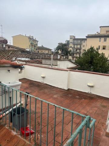 appartamento in vendita a Firenze in zona Serpiolle