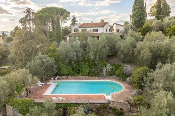 casa indipendente in vendita a Firenze in zona Gavinana