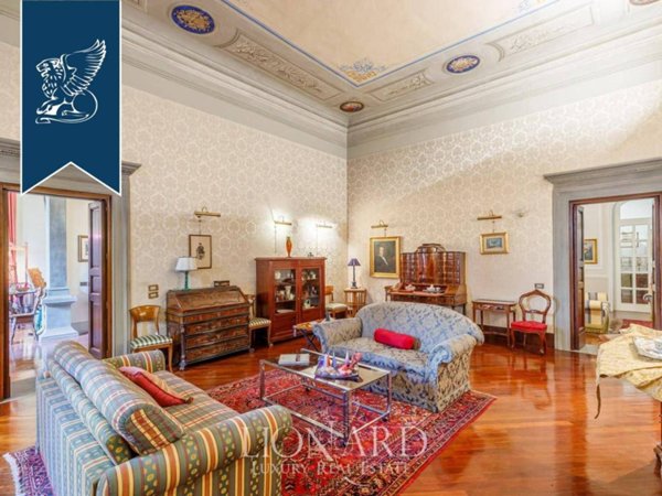 intera palazzina in vendita a Firenze in zona Centro Santa Croce