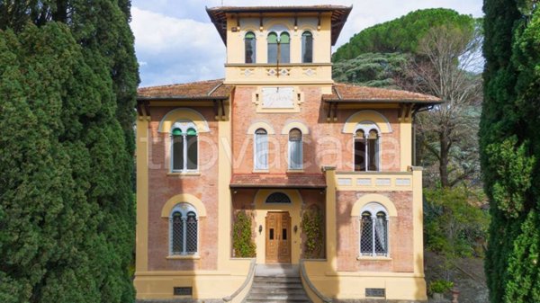 casa indipendente in vendita a Firenze