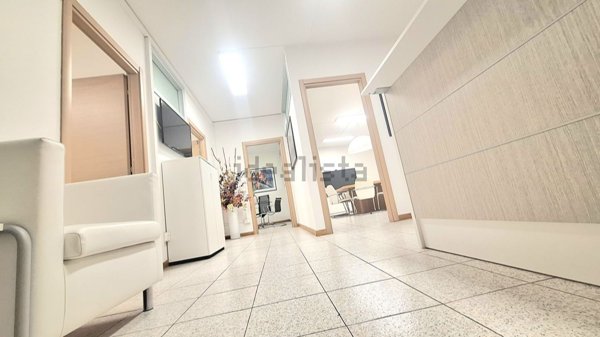 ufficio in vendita a Firenze in zona Gavinana