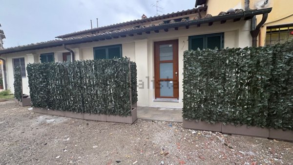 casa semindipendente in vendita a Firenze in zona Isolotto
