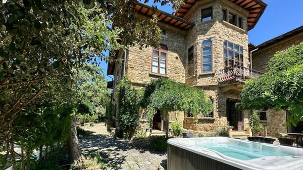 casa indipendente in vendita a Firenze in zona Centro San Niccolò