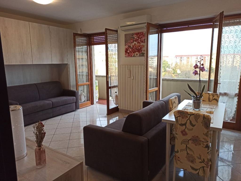 appartamento in vendita a Firenze in zona Isolotto