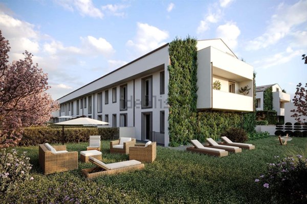 casa indipendente in vendita a Firenze in zona Campo di Marte