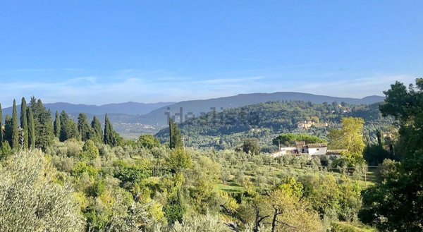 casa indipendente in vendita a Firenze in zona Pian dei Giullari