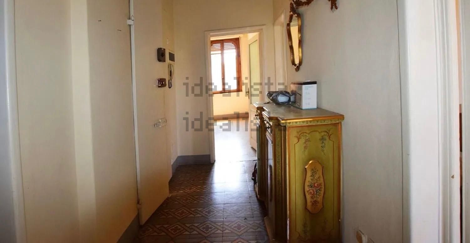 appartamento in vendita a Firenze in zona Campo di Marte