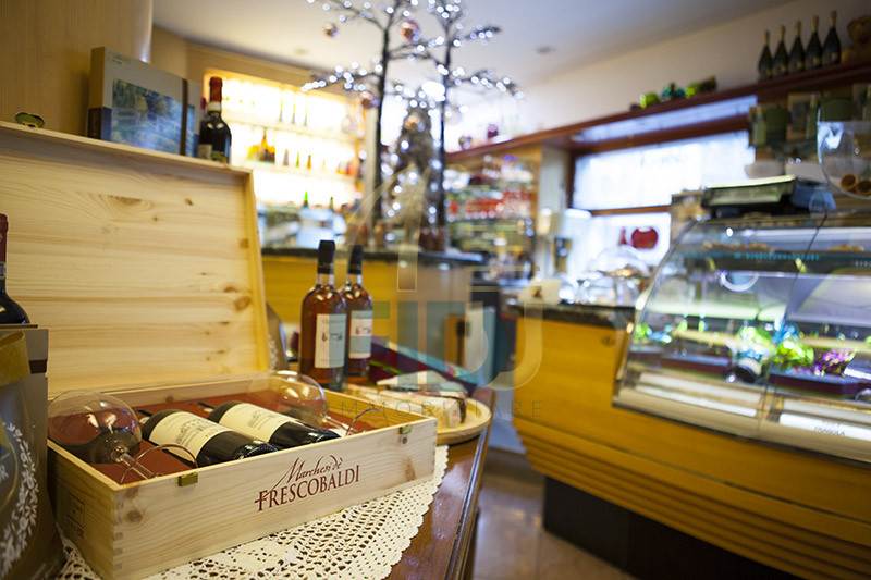 negozio in vendita a Firenze in zona Statuto
