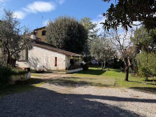 casa indipendente in vendita a Firenze in zona Porta Romana
