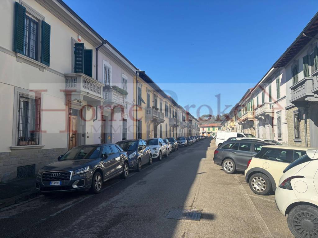 casa indipendente in vendita a Firenze