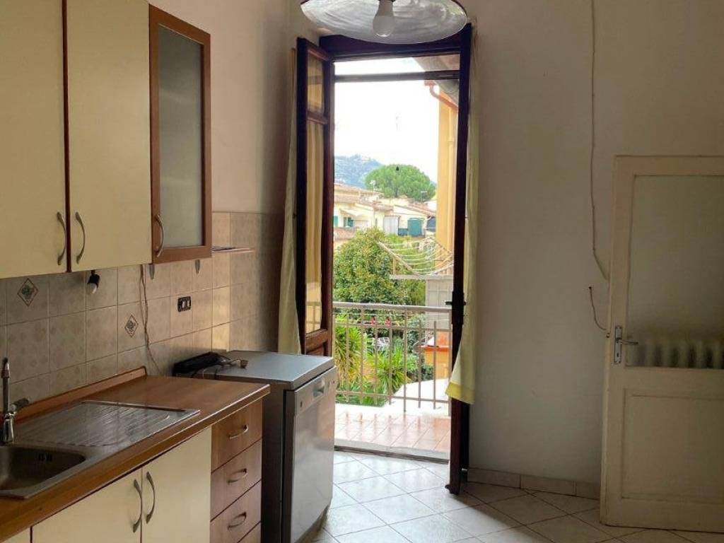 appartamento in vendita a Firenze in zona Le Cure