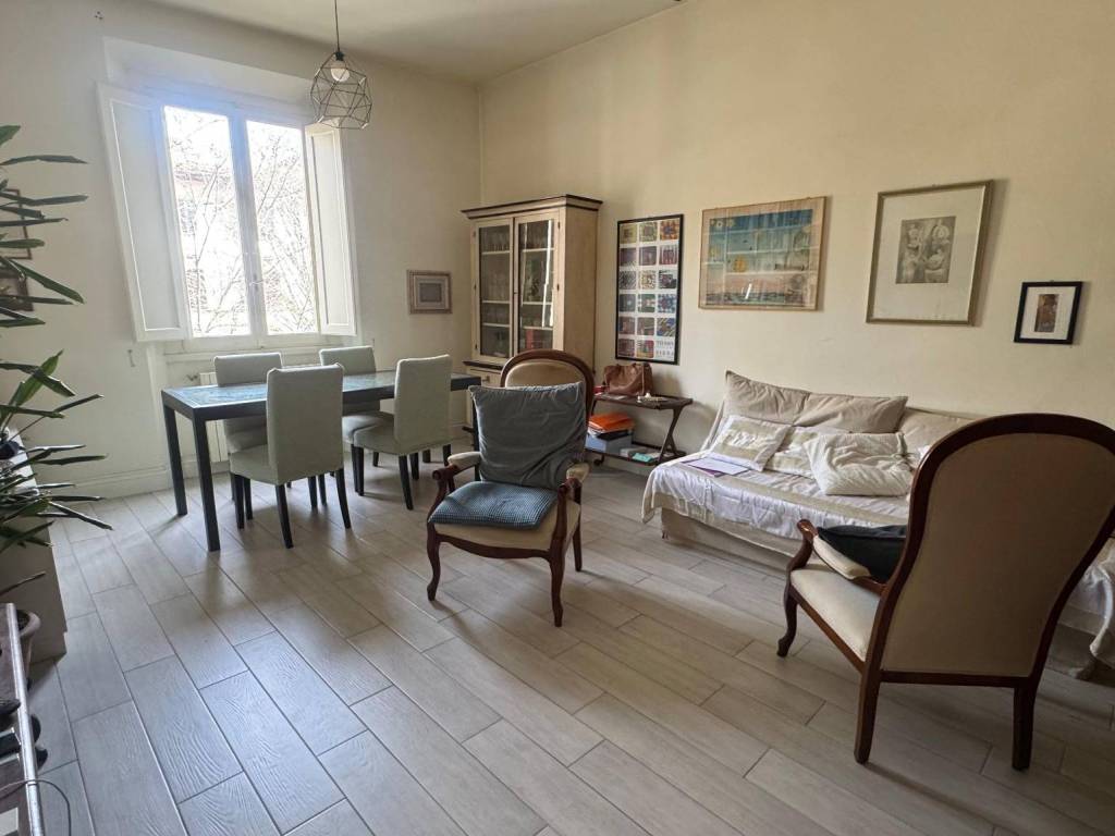 appartamento in vendita a Firenze in zona Campo di Marte