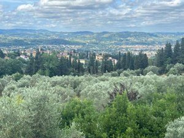 casa indipendente in vendita a Firenze in zona Settignano