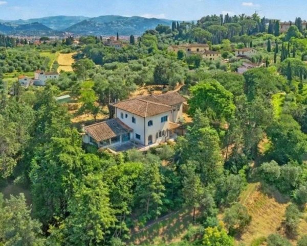 casa indipendente in vendita a Firenze in zona Bellosguardo