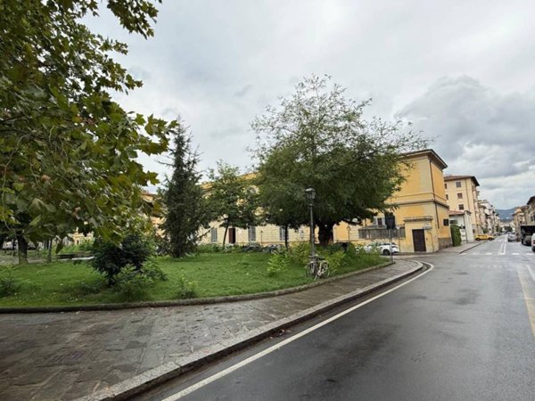 appartamento in vendita a Firenze in zona Campo di Marte