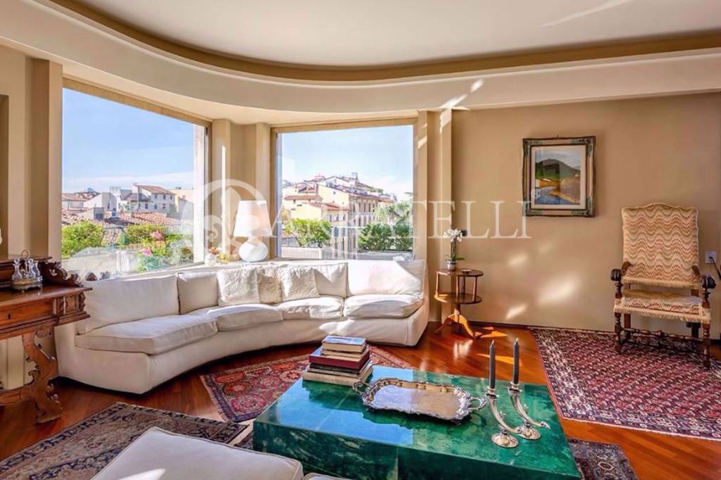 appartamento in vendita a Firenze in zona Ognissanti