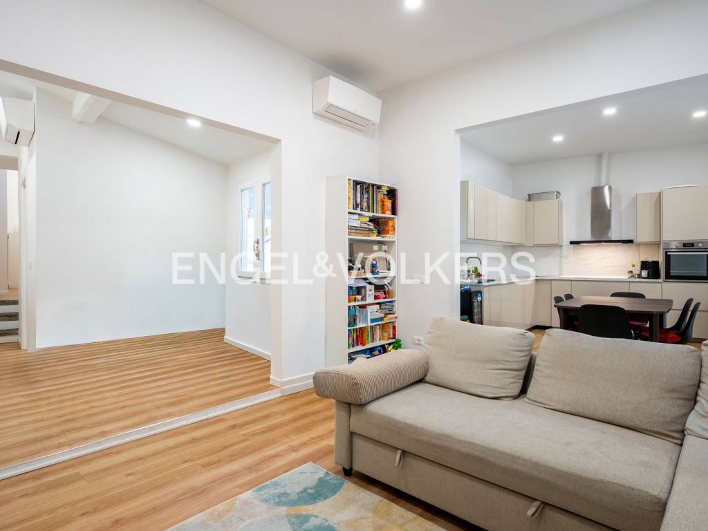 appartamento in vendita a Firenze in zona Centro Santa Maria Novella