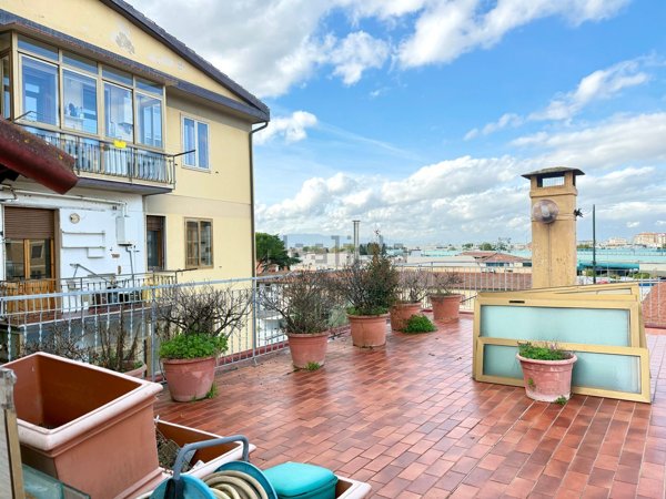 appartamento in vendita a Firenze in zona Peretola