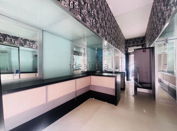 locale di sgombero in vendita a Firenze in zona Campo di Marte