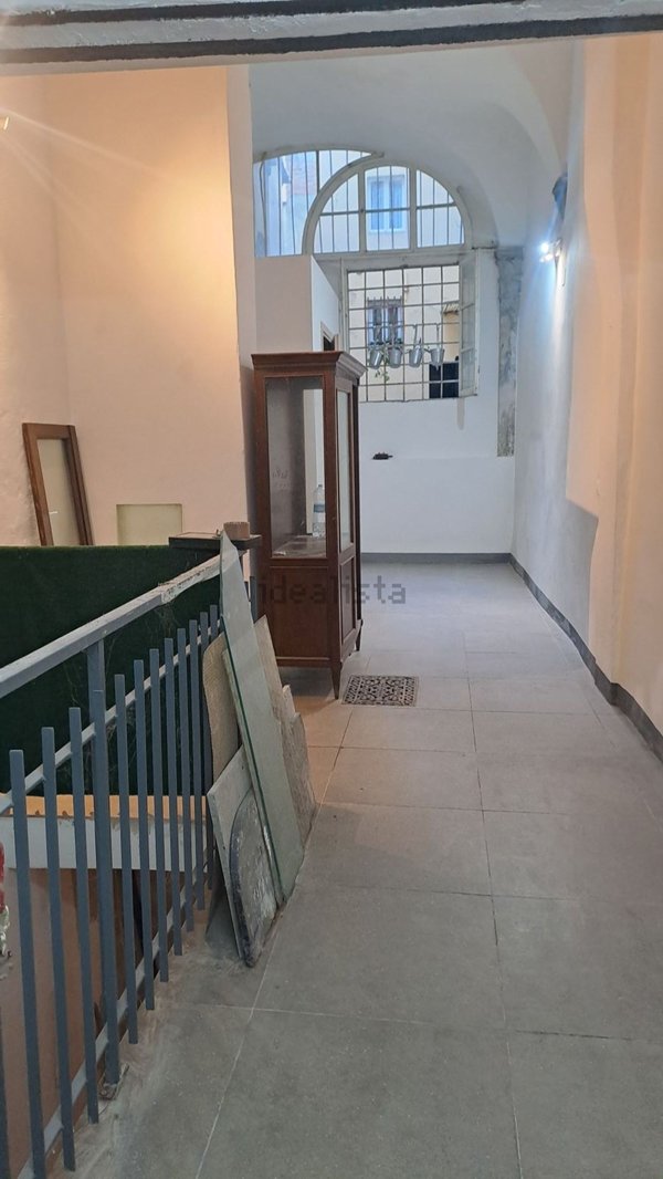 negozio in vendita a Firenze in zona Centro Santa Croce