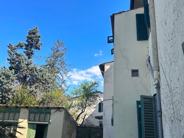 casa indipendente in vendita a Firenze in zona Bellosguardo
