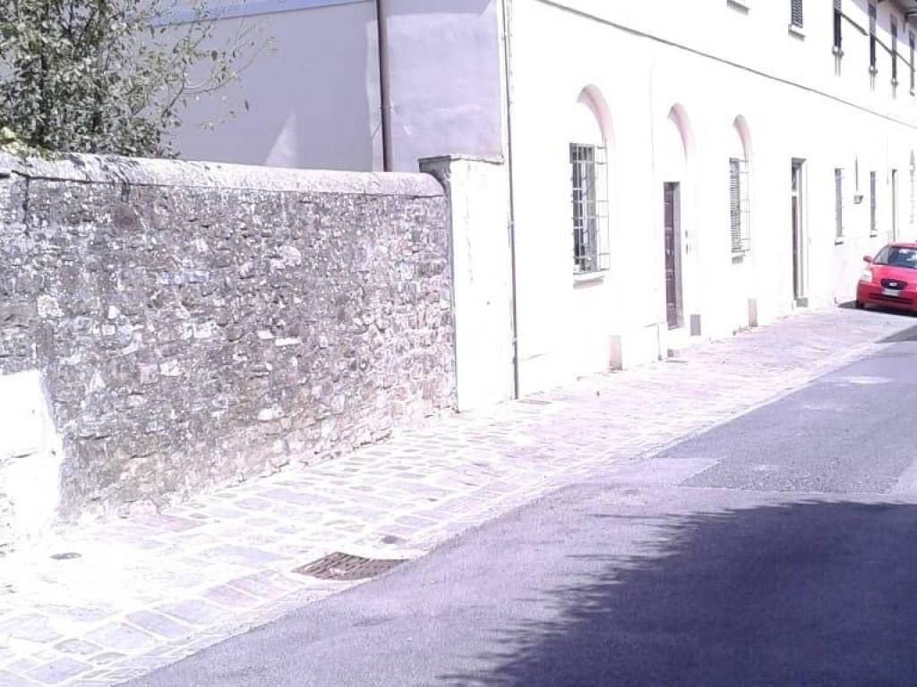 casa indipendente in vendita a Firenze in zona Bellosguardo