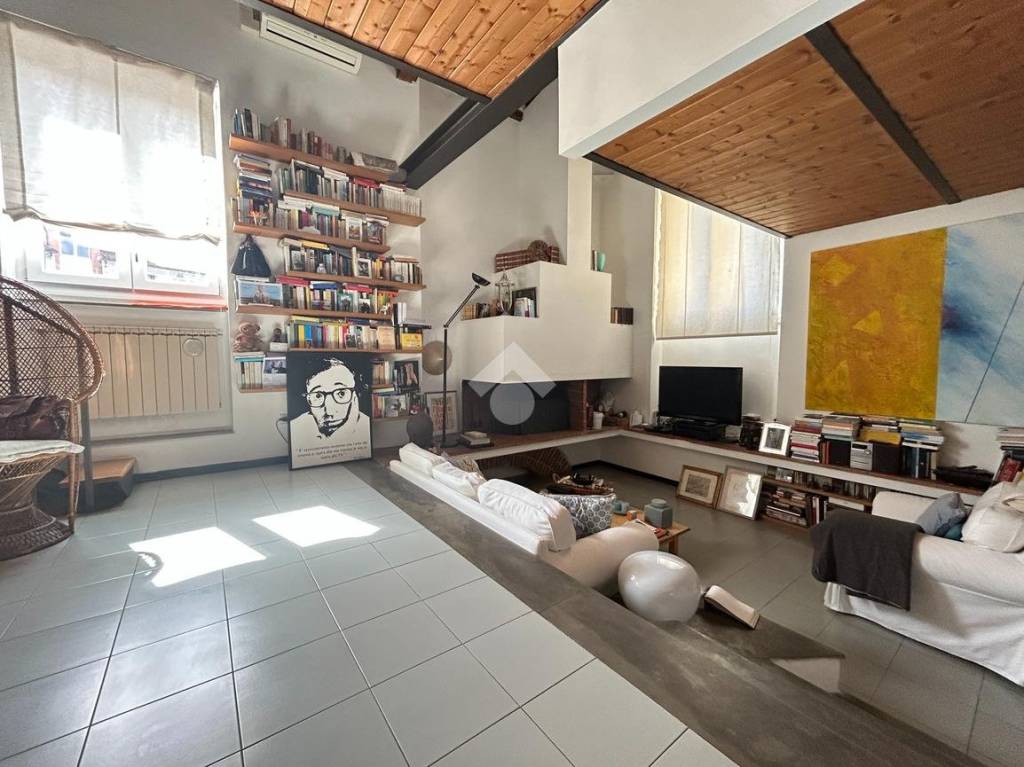 appartamento in vendita a Firenze in zona Rovezzano