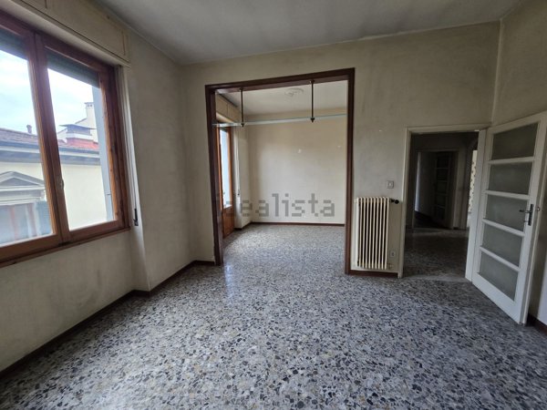 appartamento in vendita a Firenze in zona Campo di Marte