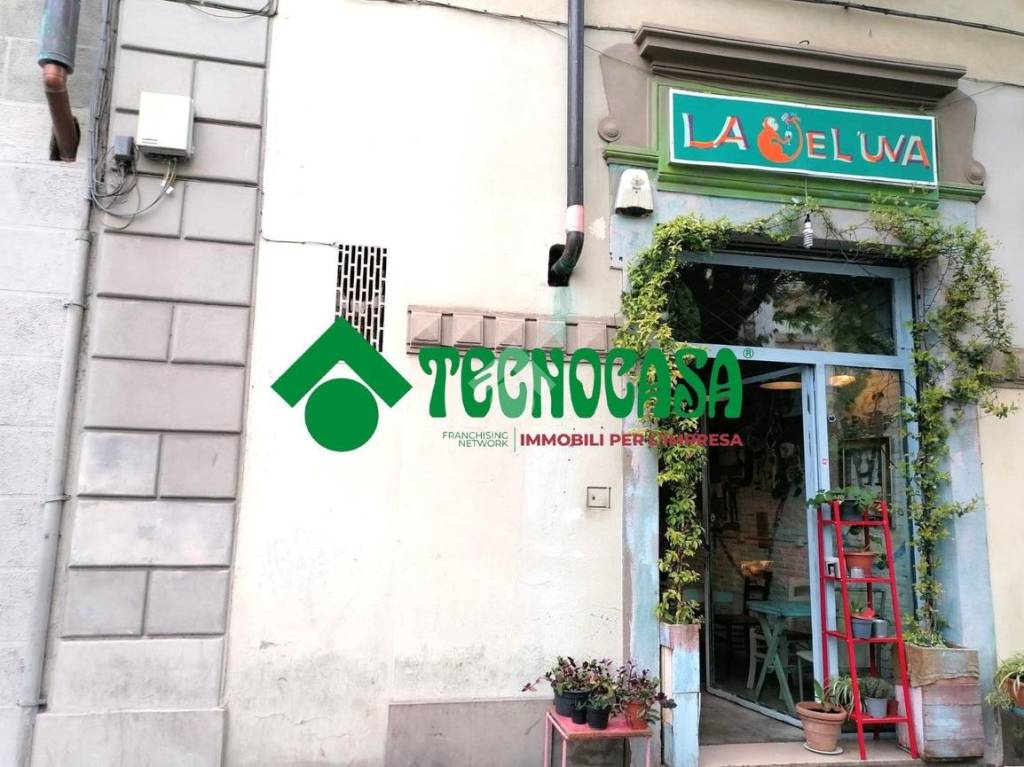 negozio in vendita a Firenze in zona Statuto