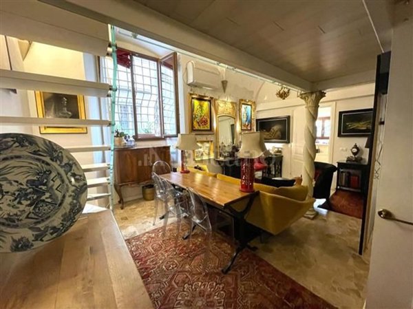 appartamento in vendita a Firenze in zona Centro Santa Croce