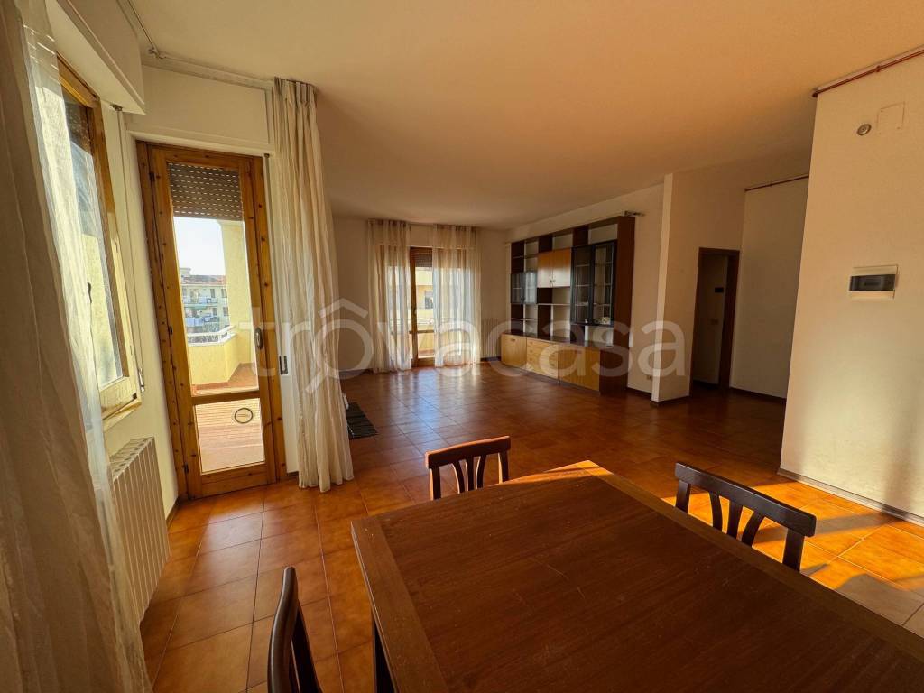 appartamento in vendita a Firenze in zona Isolotto