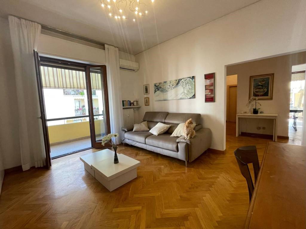 appartamento in vendita a Firenze in zona Coverciano