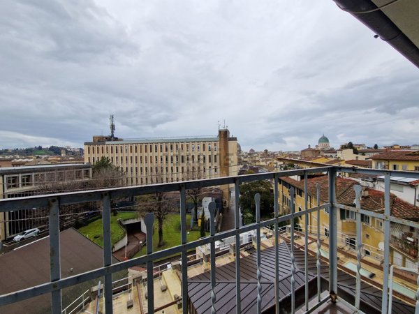 appartamento in vendita a Firenze in zona Centro Santa Croce