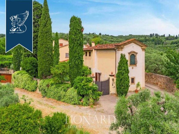 casa indipendente in vendita a Firenze in zona Settignano