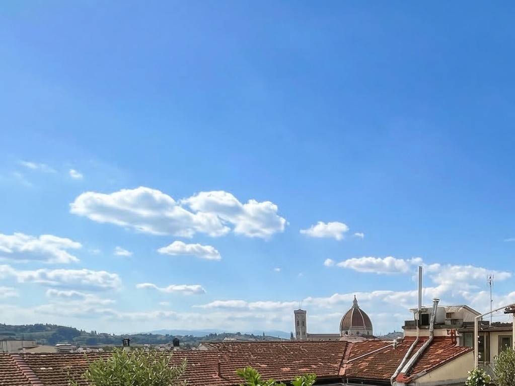 appartamento in vendita a Firenze in zona Campo di Marte